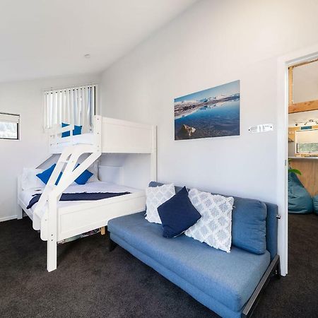 Central, Modern Loft Style Home - 2 Min Walk From Town 퀸즈타운 외부 사진